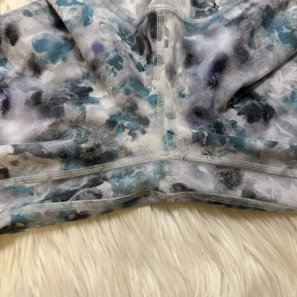 [lululemon athletica] Kleidofloral Blue and White High Rise Legging - Size 4